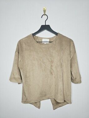 The Coverii Sueded Open Back Top Size Medium